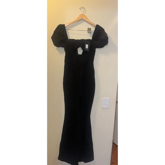 Fashion nova- Denim sweetie jump suit - Picture 5 of 8